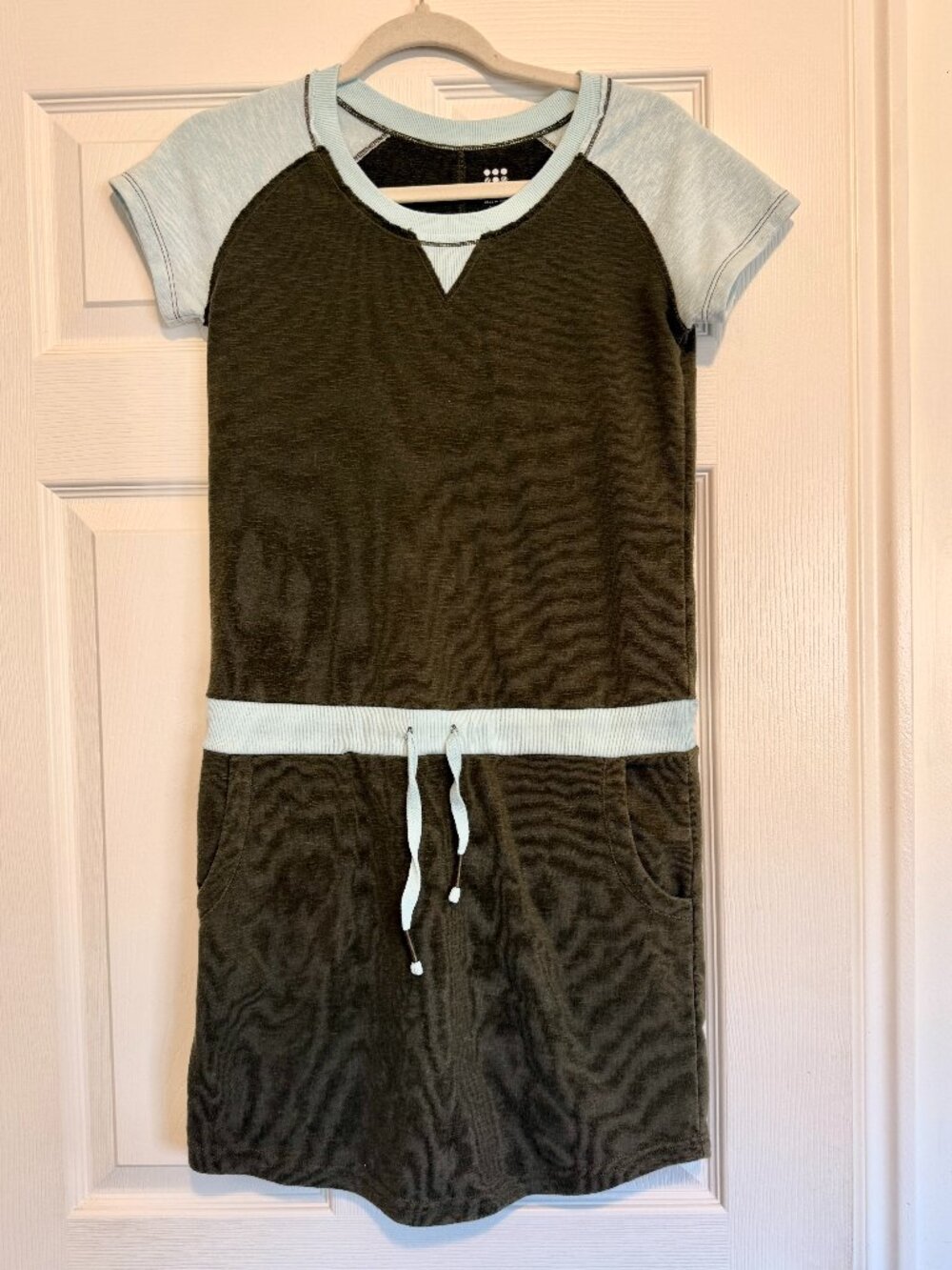 Title Nine Olive Aqua Colorblock Raglan Sweatshirt Dress Drawstring Pockets XS